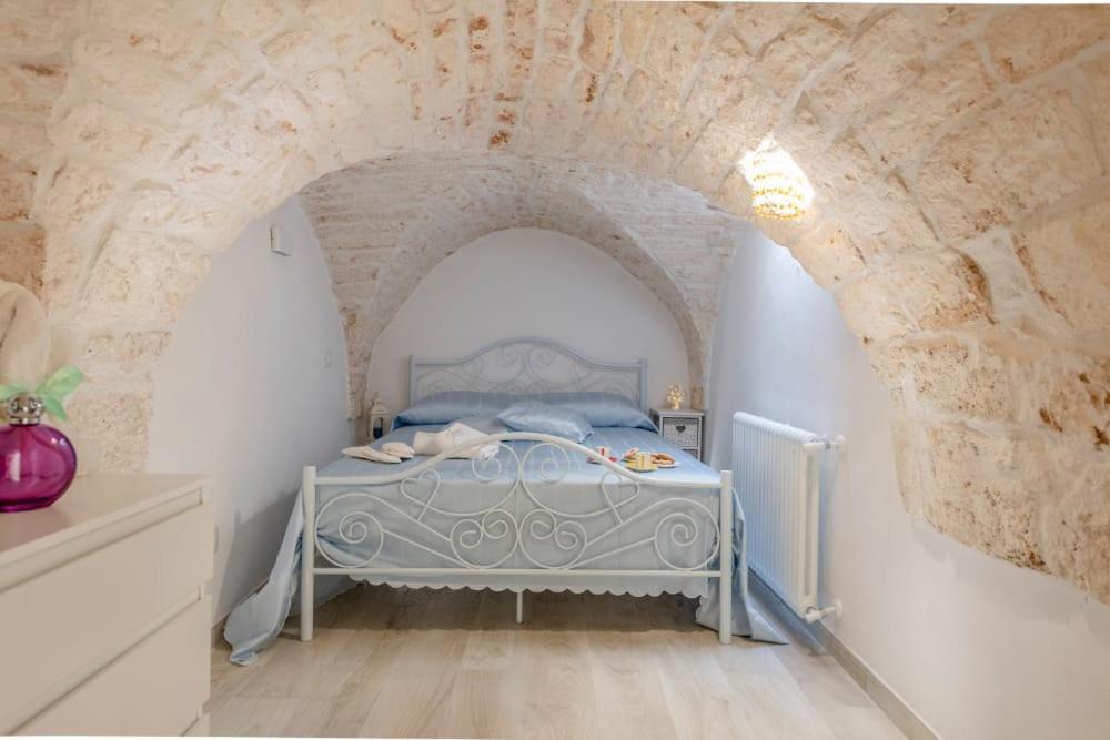 오스투니 Le Alcove Del Leopardi 빌라 외부 사진
